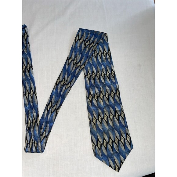 John Clarendon Dress Tie Mens Size 58" Blue Geometric 100% Silk Designer - Picture 3 of 12